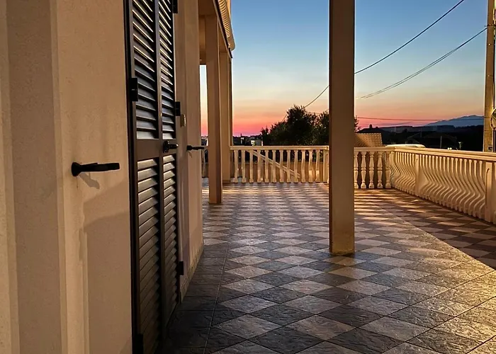 Apartman Bernarda 2 Nin