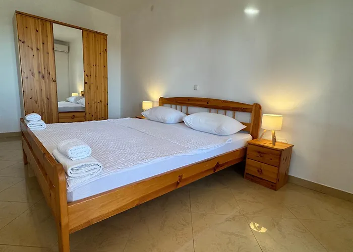 Bernarda 2 Apartment *