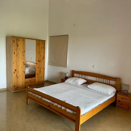 Bernarda 2 Apartment Nin
