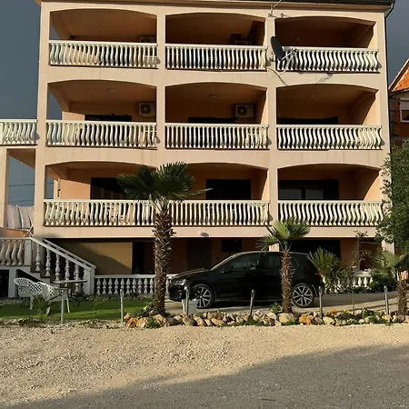 Bernarda 2 Apartment