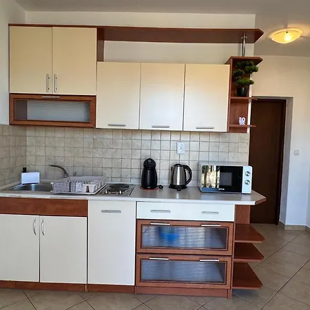 Bernarda 2 Apartamento Nin