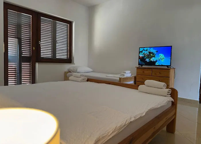 Apartment Bernarda 2 *